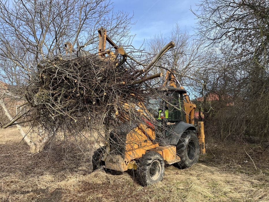 Usługi koparko-ładowarką, Prace ziemne, Rozbiórki, Wykopy