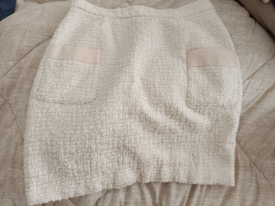 Saia curta feita à mão