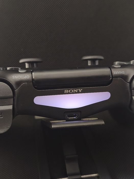 Comando PS4 absolutamente Impecável igual a novo