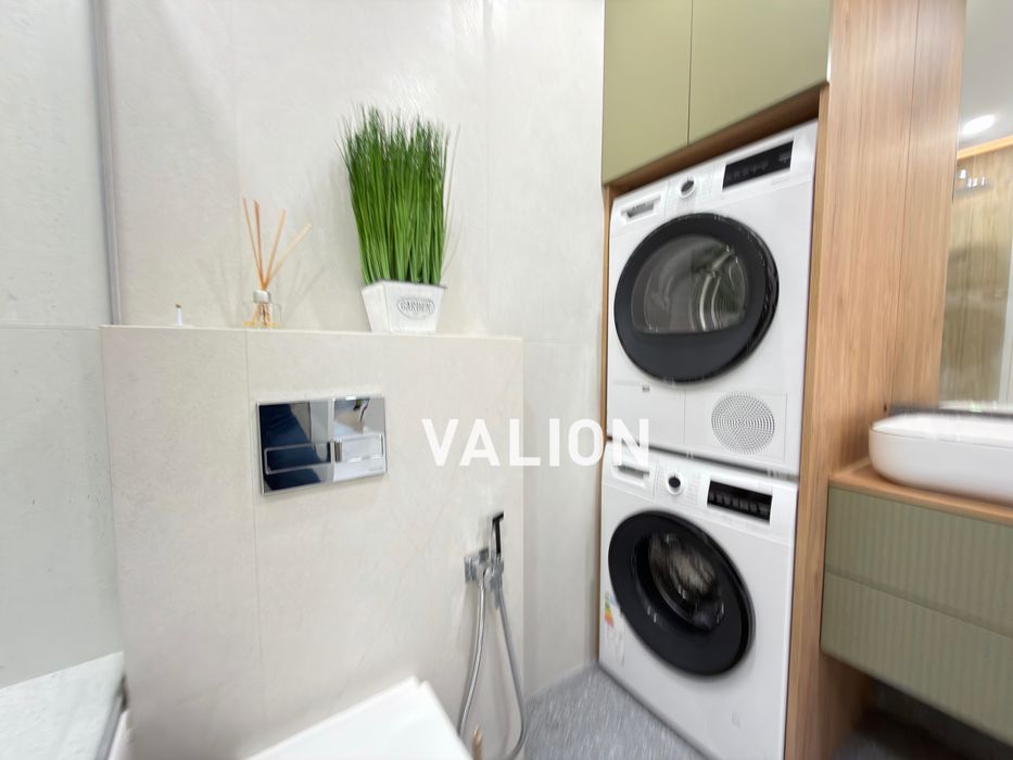 Без % Продаж 2-кімнатної  квартири вул. В. Змієнка,  Варшавський-3