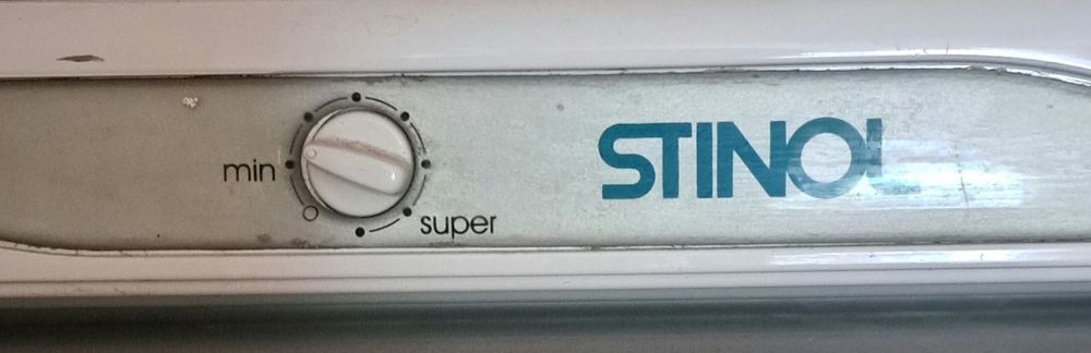 Морозильна камера Stinol 131Q_002