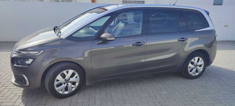 Citroën C4 Grand Picasso 1.6 e-HDi Exclusive — photo 4