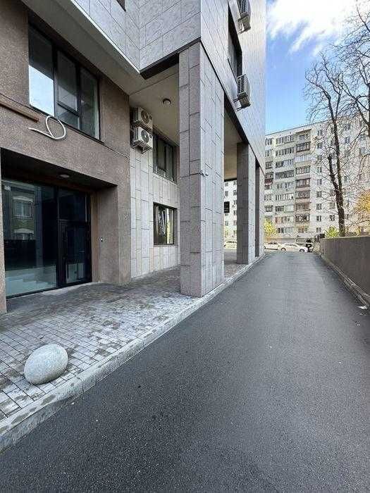 Продаж фасадне приміщення Преміум ремон,ЖК Кардінал вул.Тютюнника