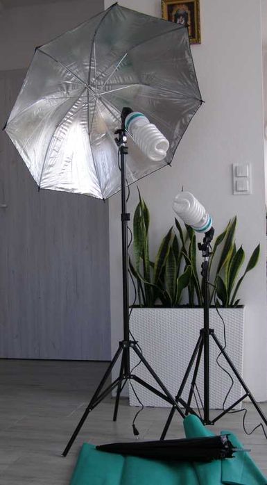 Zestaw do Zdjęć 2x Lampa 125W E27 statyw parasolka oprawka