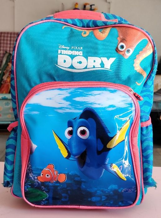 Mochila para criança com rodas da Disney