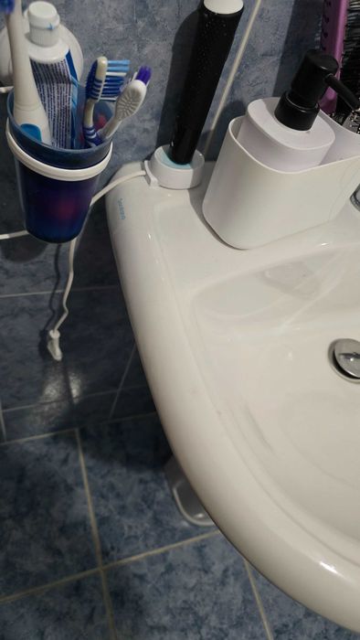 Lavatório e bide de casa de banho