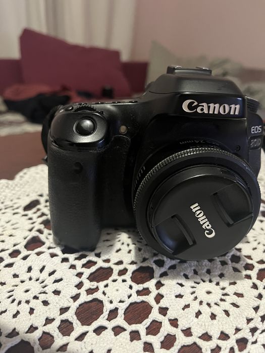 Продам фотоапарат Canon 80d + 24мм efs