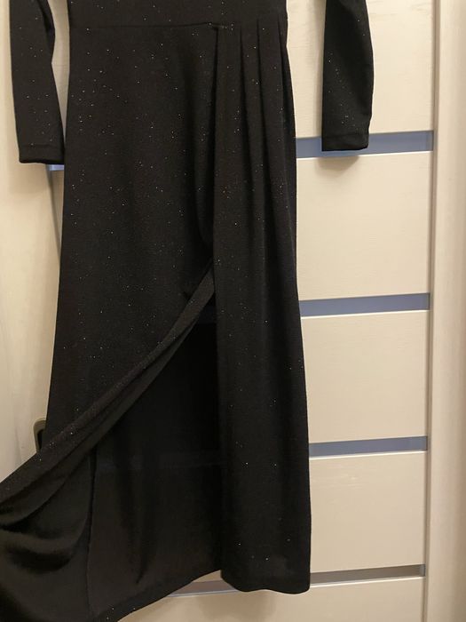 Жіноча сукня з блискітками