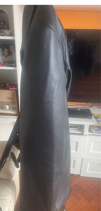 Casacos e blusões em pele genuina