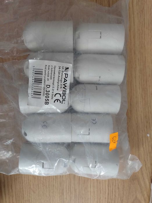 Zestaw: 10x żarówka ciepła 10W,E27,800 lumen + 10oprawka termopl. E 27
