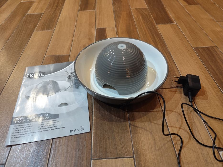 Trixie Vital Flow fontanna do picia - poidło dla kota - 0,8 L - szare