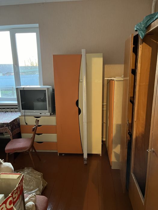 Продам шафу, комод меблі з дитячої кімнати тетіїв