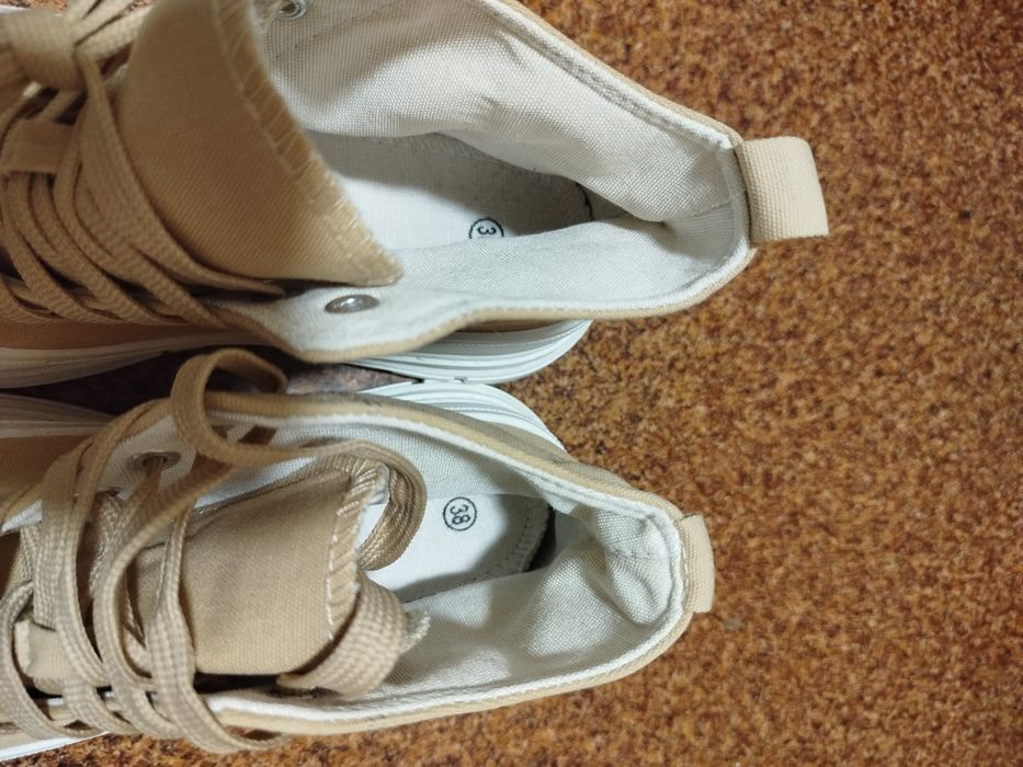 buty, trampki, mokasyny 38