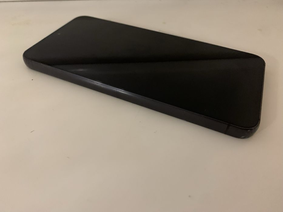 Телефон Samsung S23 на запчастини