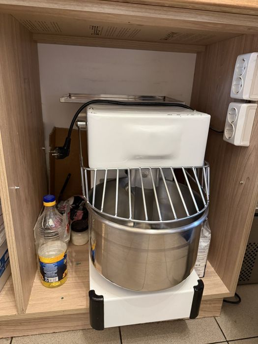 Тістоміс Тестомес