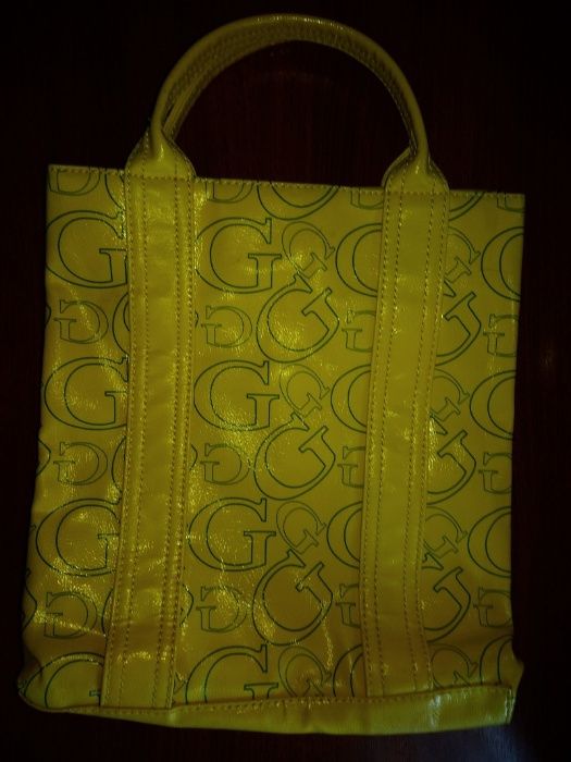 GUESS - Carteira Amarela