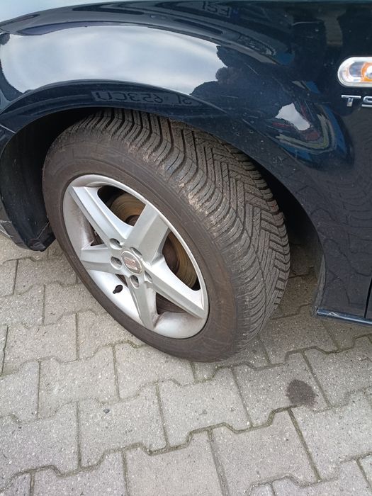 Alufelgi z oponami zimowymi 16 seat Leon II