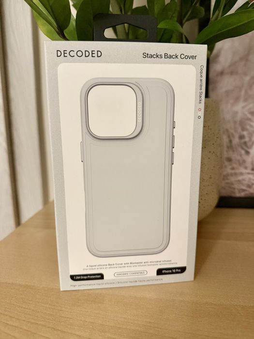 Decoded AntiMicrobial Silicone Stacks etui iPhone 16 Pro