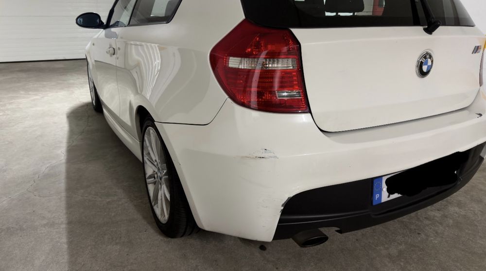 BMW 116d Pack M | 2009 | 3 Portas | 280.000 km | Branco