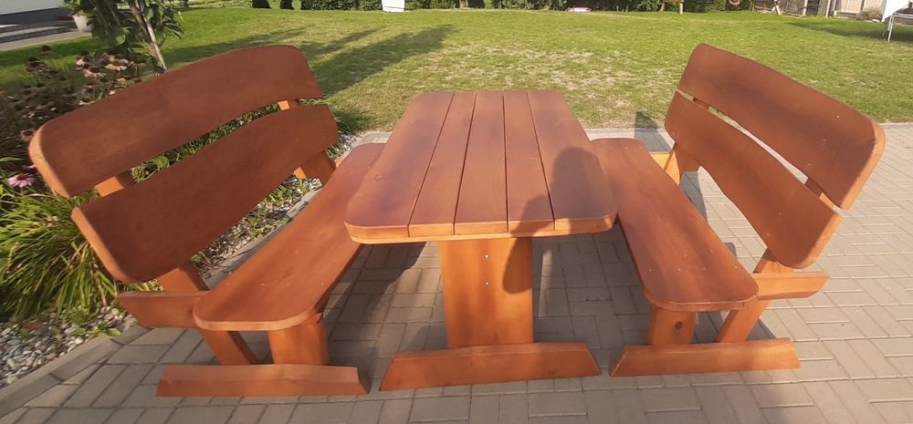 Zestaw mebli ogrodowych drewnianych