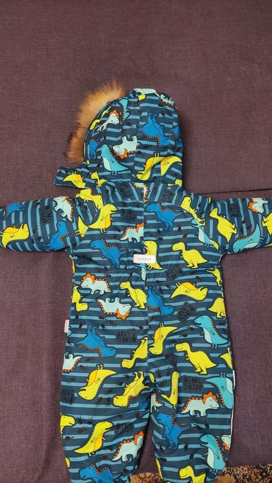 Продам дитячий комбінезон б/в