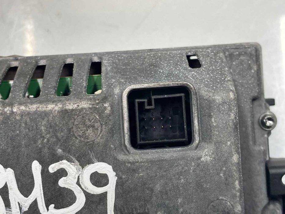 Ecrã/ Display do rádio Mercedes W204 (Ano: 2014)
