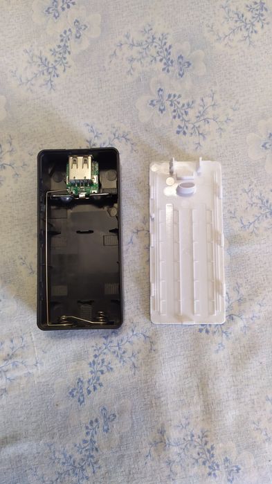 Корпус для 2 АКБ 18650 (Power Bank)