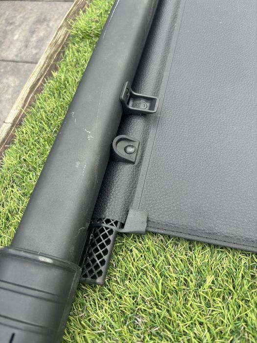 Roleta bagażnika Volkswagen Touareg III stan BDB