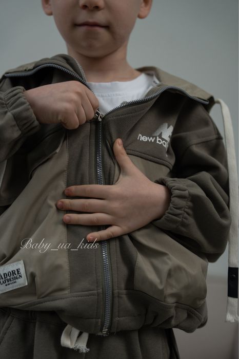 Спортивный костюм для мальчиков  140