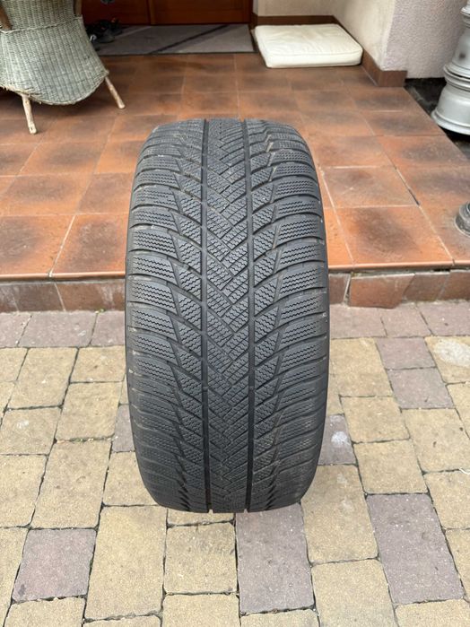 275-45 R20 110V Bridgestone Blizzak LM001 (bmw) RCS RFT розпаровка 1шт
