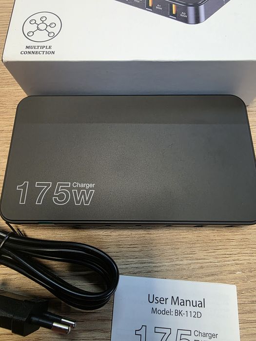 Szybka ładowarka- stacja ładowania biurkowa Ueetop 175W GaN USB C.