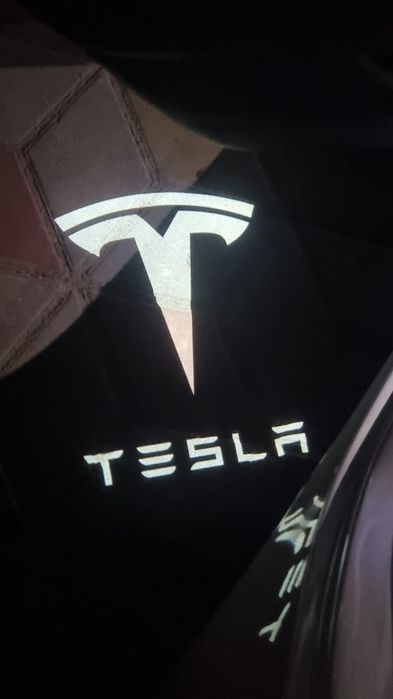 Tesla model 3 Long Range 75