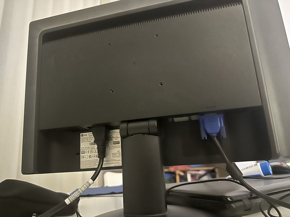 Monitor LG Flatron W1934S