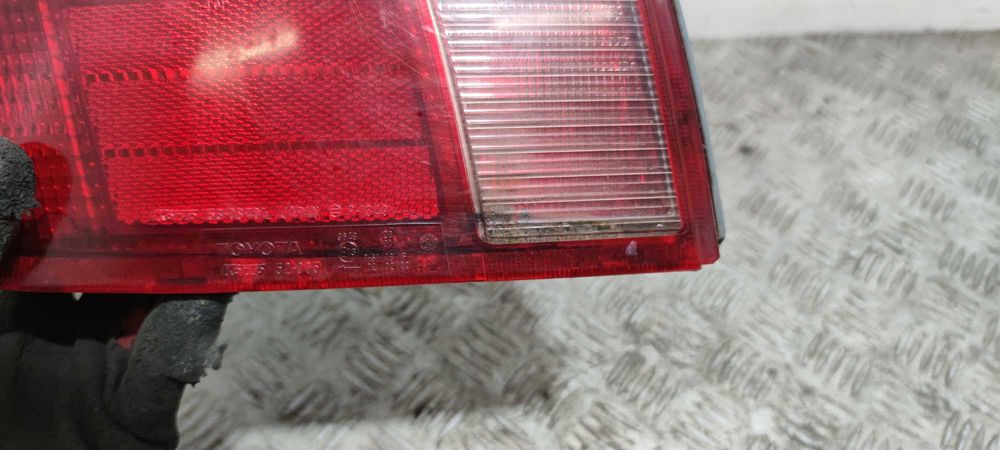 Toyota Yaris I Lampa Lewy Tył Lewa Tylna LT