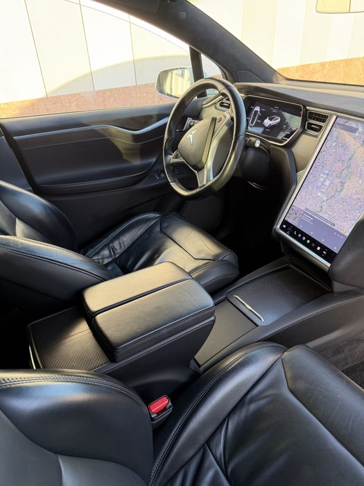Tesla Model X 100D
