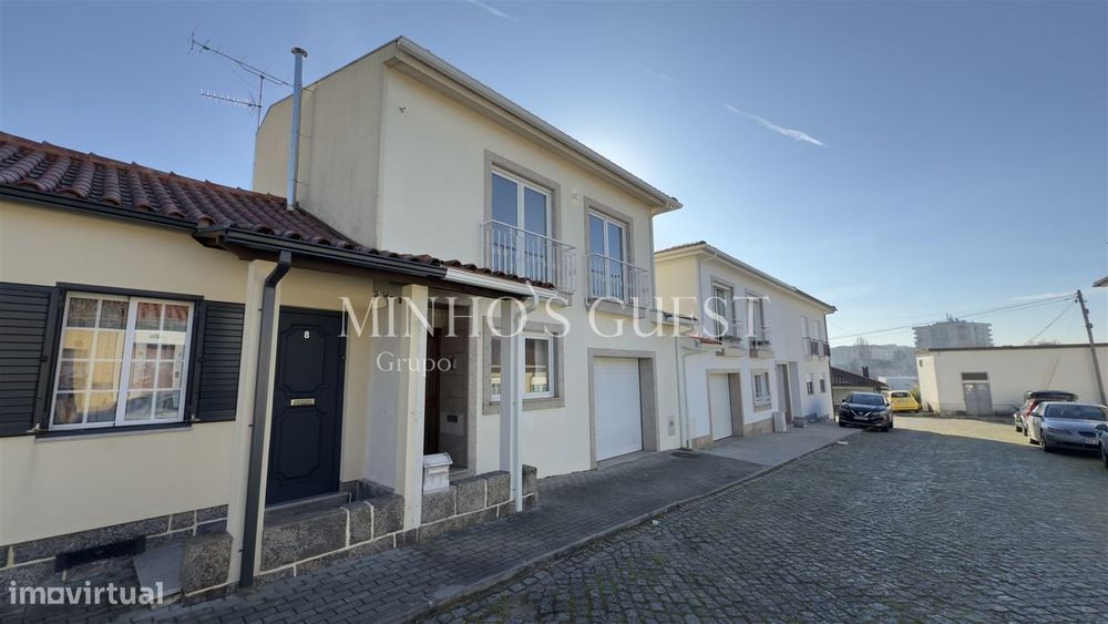 Moradia T3 c/ Garagem, AC e Logradouro pronta a habitar - São Vicente,