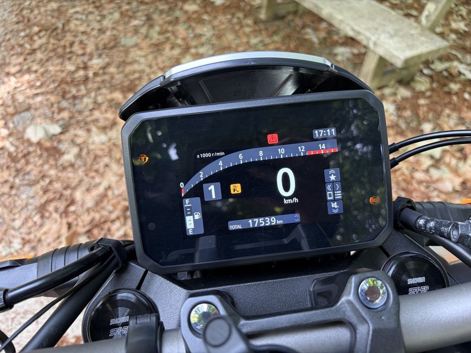 Honda CB650R E-Clutch 35kw 2024
