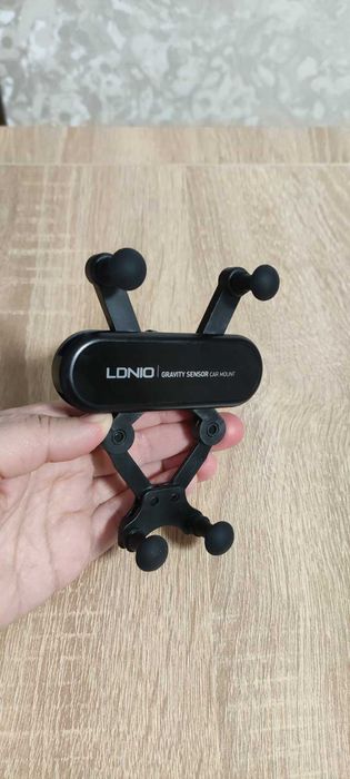 Автотримач для телефону Gravity car mount ColorWay чорний