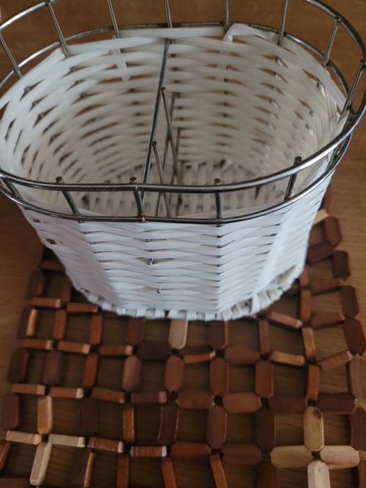 Zestaw kuchenny podkładka  pod garnek i koszyk na sztućce PRL