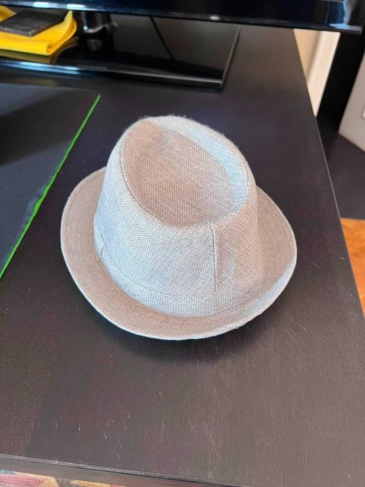 Chapéu estilo Fedora / Trilby Cinzento Claro
