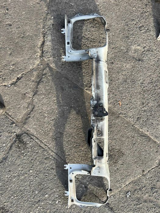 Okular pas przedni Fiat doblo I 1