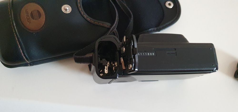 Máquina fotográfica Minolta AF-EII