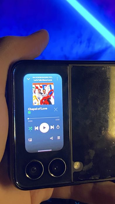 Продам Samsung z flip 3