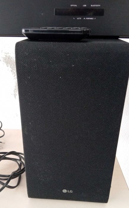 Coluna Barra de som para TV, LG SJ3  300w, com avaria detetada
