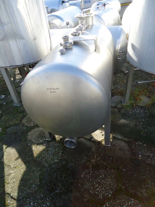 Zbiornik nierdzewny 750L ciśnieniowy ścianka 4,8 mm poziomy