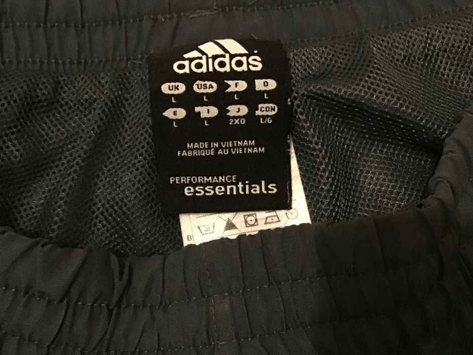 Calções  marca Adidas