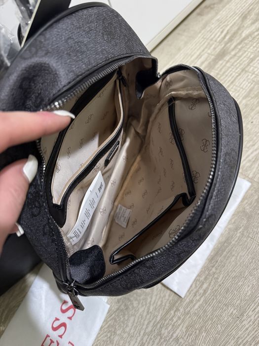 Рюкзак Guess(оригінал)