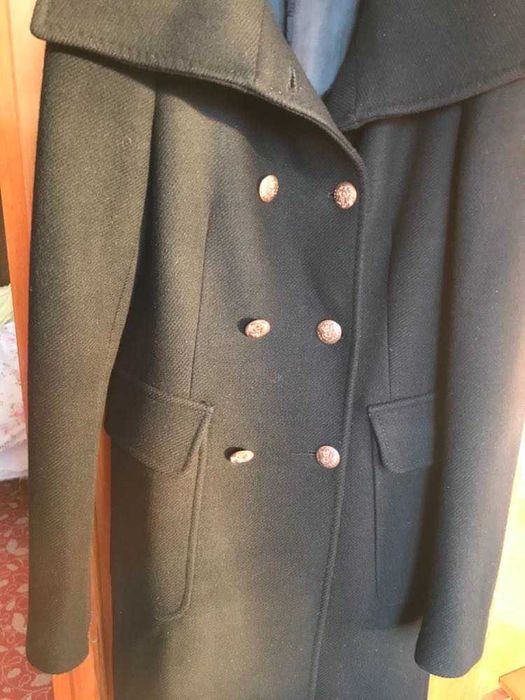 Шикарное классическое шерстяное  пальто ZARA  S р.