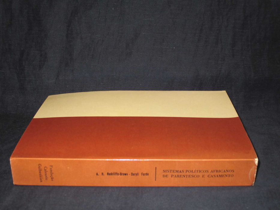 Livro Sistemas Políticos Africanos de Parentesco e Casamento