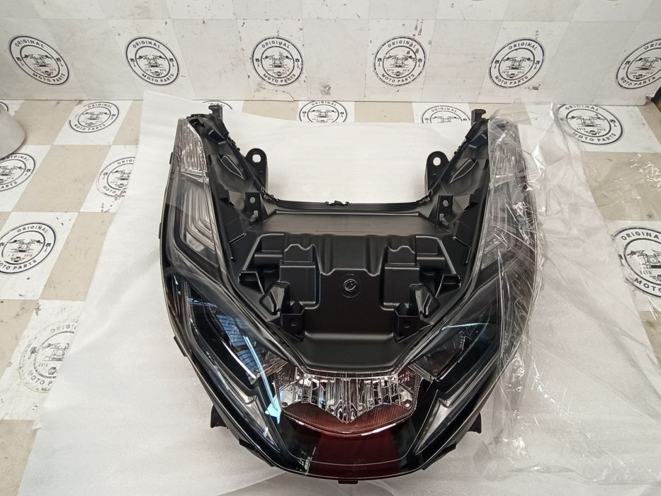 Farol/ ótica Honda PCX Novo